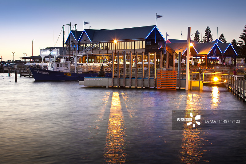 渔船港的奇切雷洛炸鱼薯条餐厅图片素材