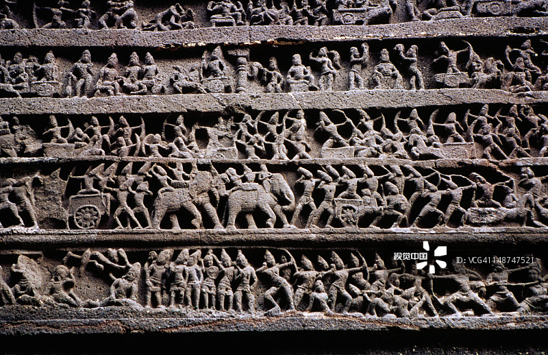 凯拉萨神庙（16号洞穴）的《摩诃婆罗多》场景壁画图片素材