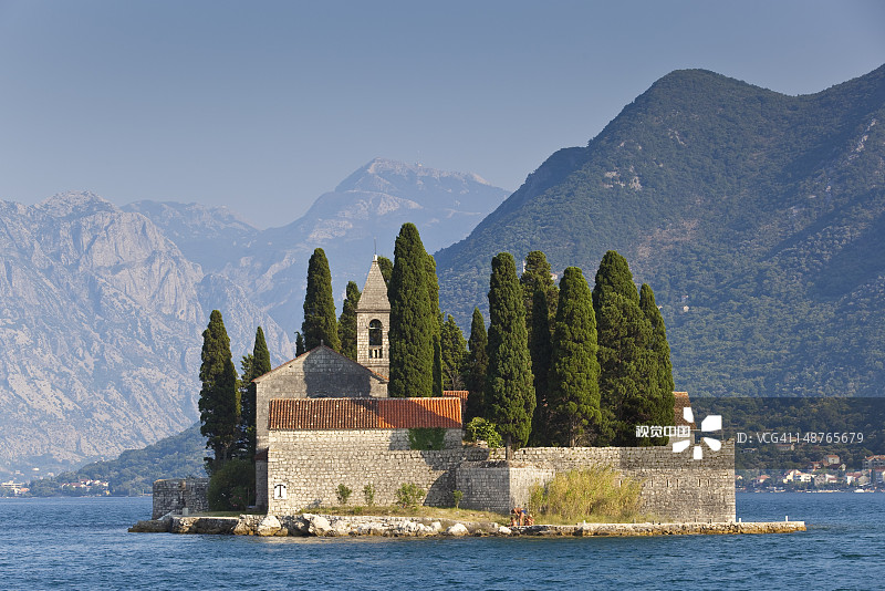 科托尔湾圣乔治岛上的本笃会修道院图片素材