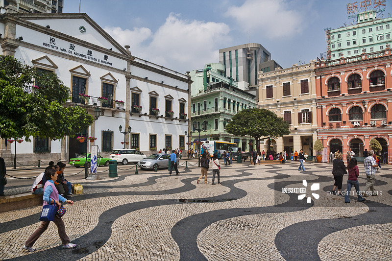 中国澳门议事亭前地的民政总署大楼图片素材