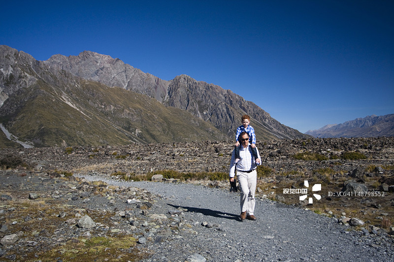 库克山：位于南阿尔卑斯山脉南岛中部图片素材