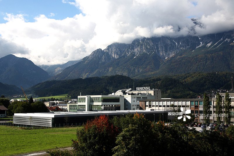 施华洛世奇水晶世界的花园中的施华洛世奇水晶工厂图片素材