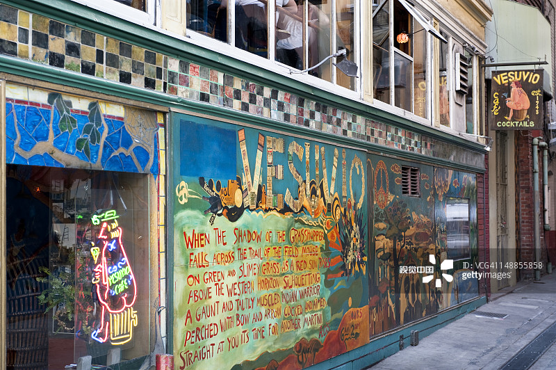 维苏威酒吧：杰克·凯鲁亚克小巷，北滩图片素材