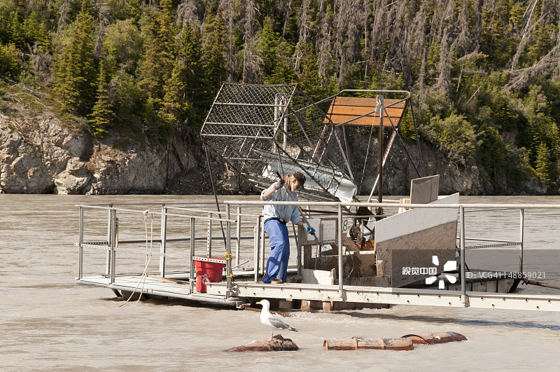 铜河渔轮图片素材