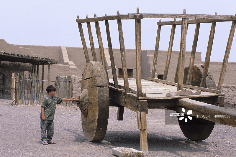 利顿堡州立历史公园的古老牛车图片素材