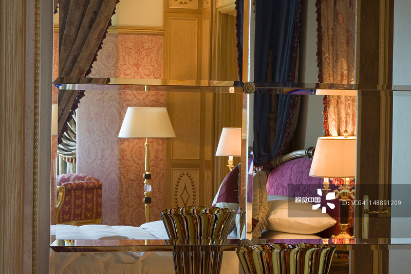 文莱帝国酒店总统套房镜面反射图片素材
