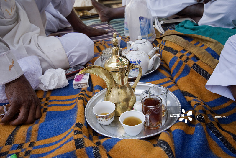 在市场（露天市场）喝茶图片素材