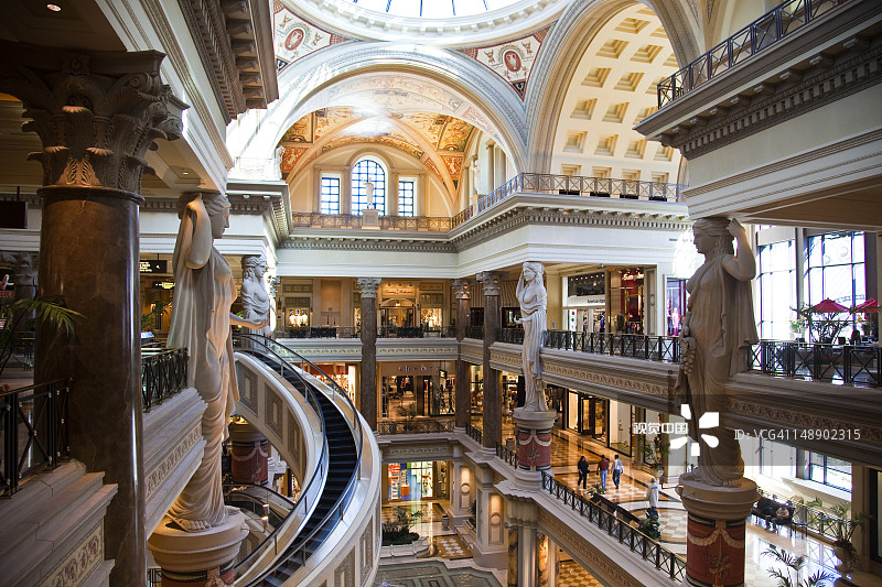 凯撒宫酒店和赌场的Forum购物中心的中庭图片素材