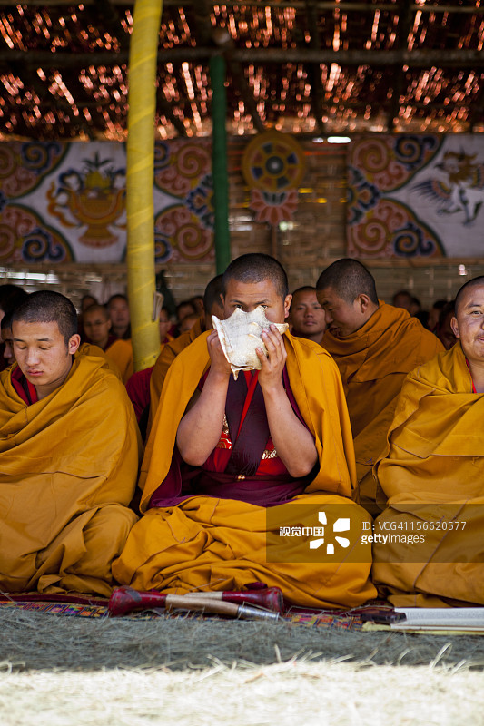教学中的僧侣图片素材
