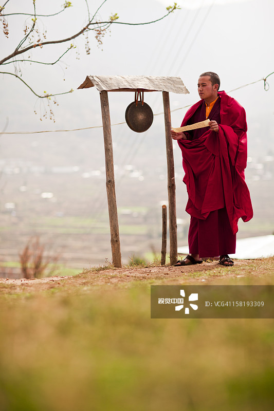 僧侣在奇美拉康寺学习图片素材