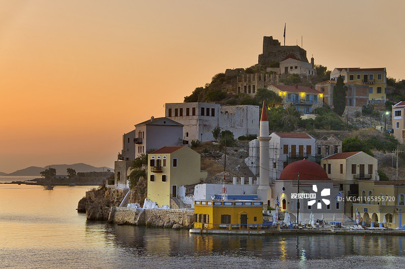 新古典主义房屋和圣乔治城堡图片素材