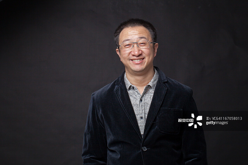 男人工作室肖像图片素材