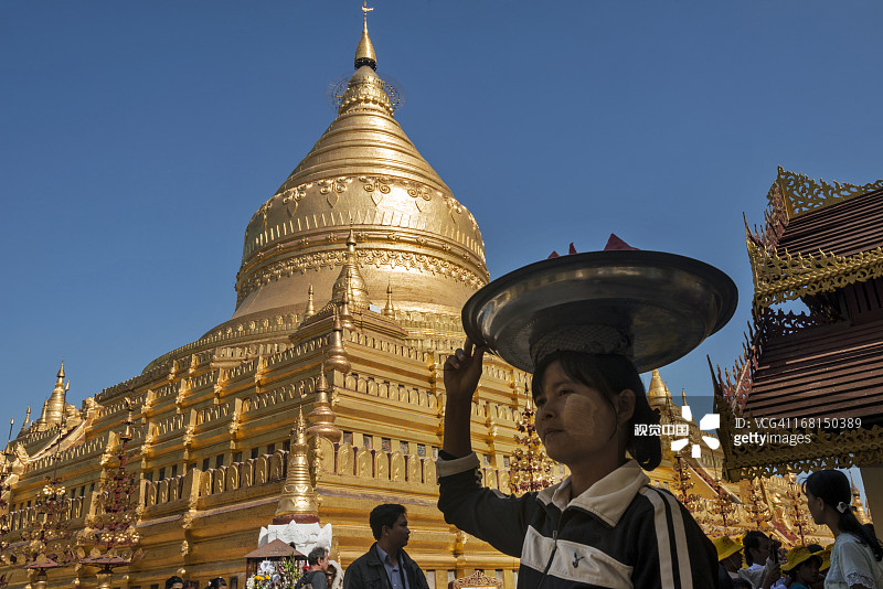 瑞西光塔图片素材
