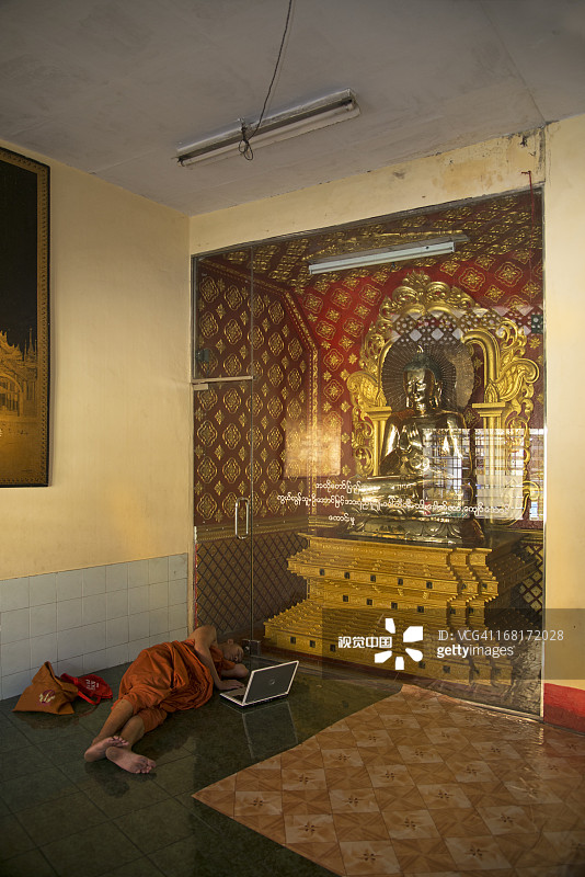 苏雷宝塔图片素材