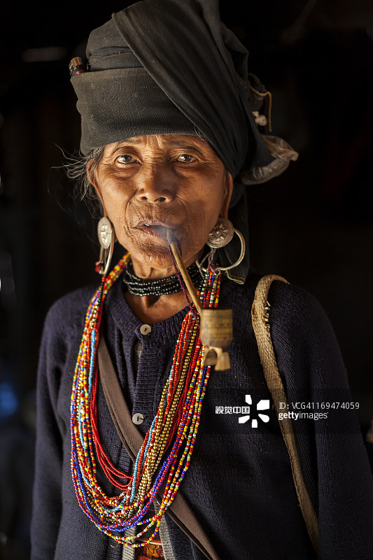 景栋安部落妇女，金三角图片素材