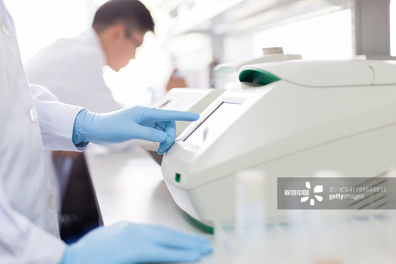 生物实验室的研究员图片素材