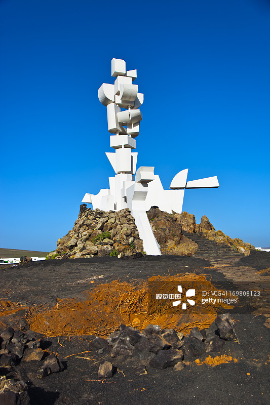 塞萨尔·曼里克在兰萨罗特的雕塑作品图片素材