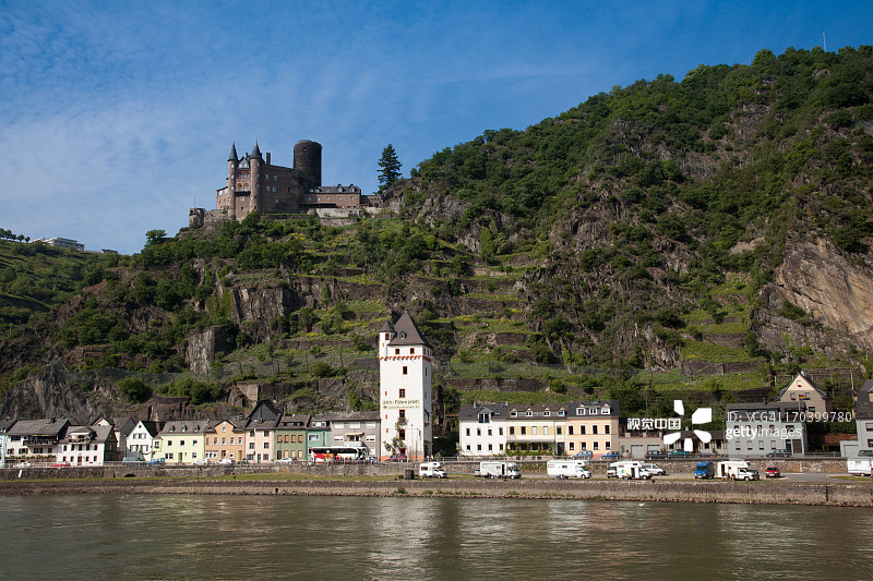 莱茵河畔圣戈尔斯豪森的卡茨城堡图片素材