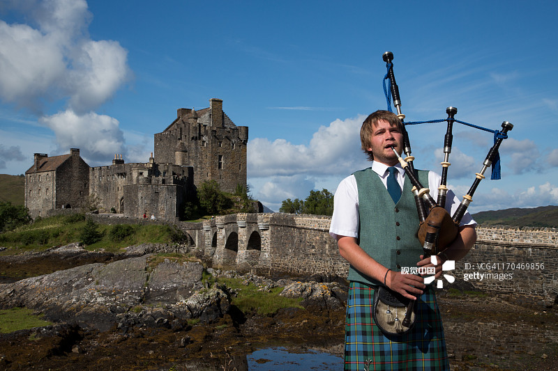 艾琳多南城堡风笛手图片素材