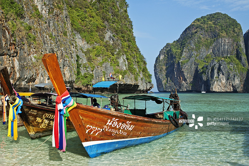 皮皮岛玛雅湾的船只图片素材