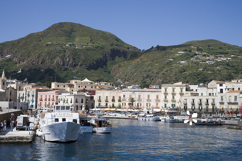 利帕里玛丽娜科塔的渔船图片素材