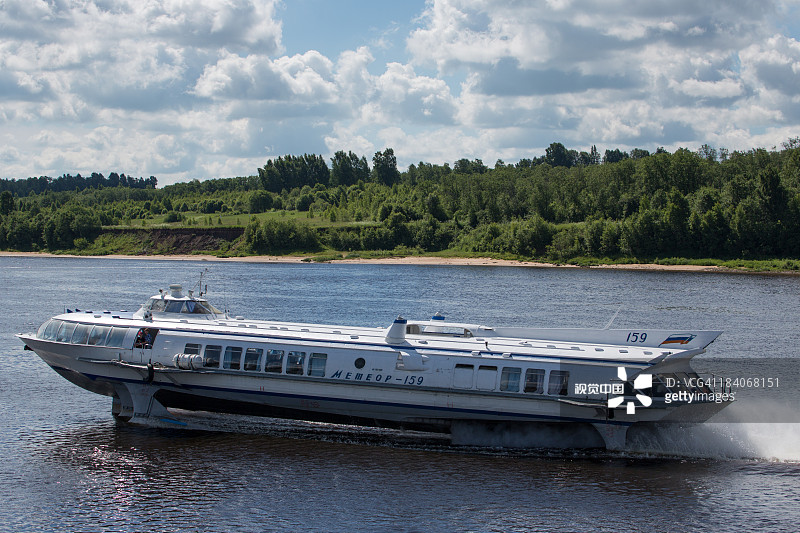 伏尔加河上的水翼船图片素材