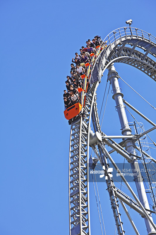 东京巨蛋城游乐设施图片素材