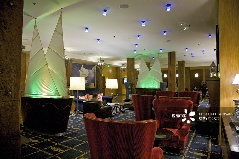 舒适的帆船主题酒店大堂图片素材