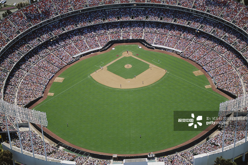 比赛中的棒球场航拍图片素材
