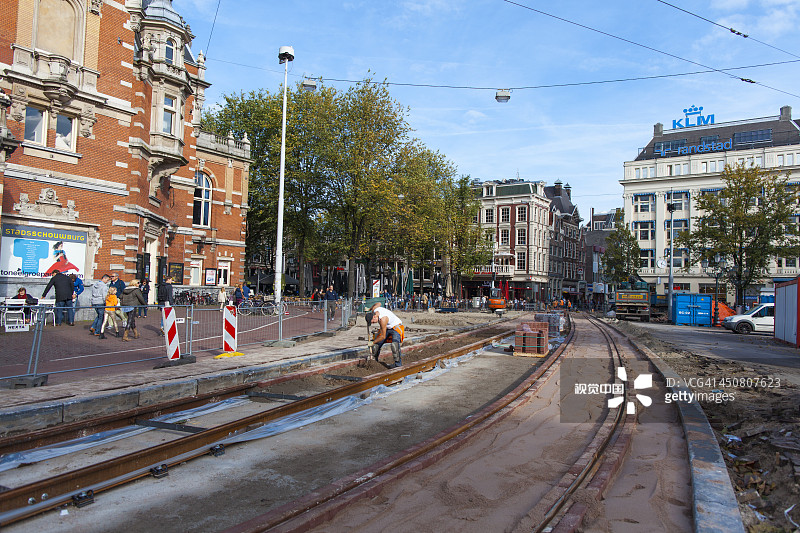 莱兹广场的有轨电车轨道施工图片素材