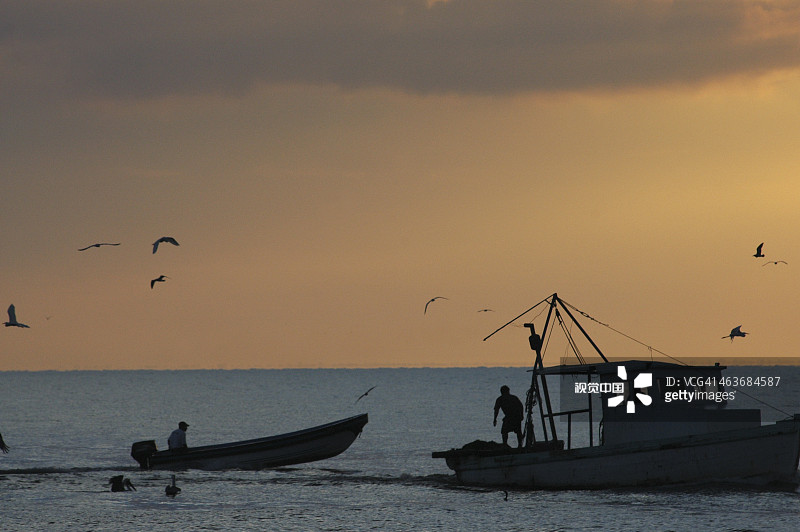 危地马拉利文斯顿渔船图片素材