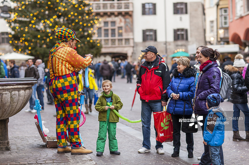 小丑折叠方形气球动物图片素材