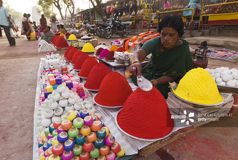 亨比市集彩色粉末商贩图片素材