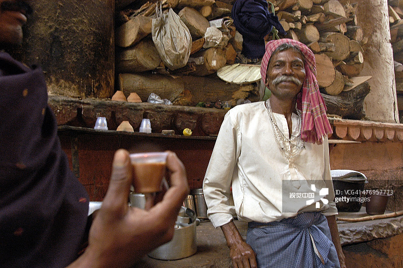 印度瓦拉纳西火葬场附近的后街图片素材