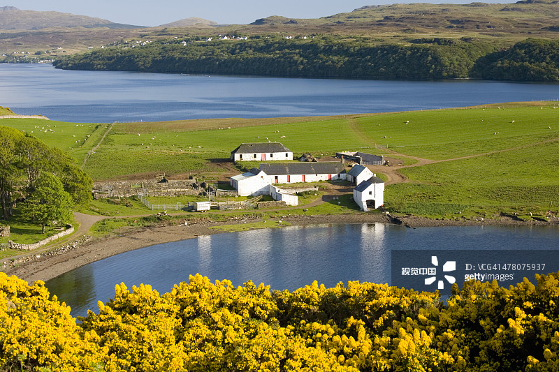 苏格兰斯凯岛的格斯托湾和哈波特湖图片素材