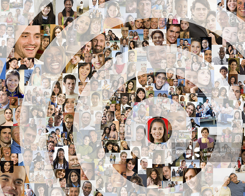 微笑面孔拼贴上的靶心图片素材