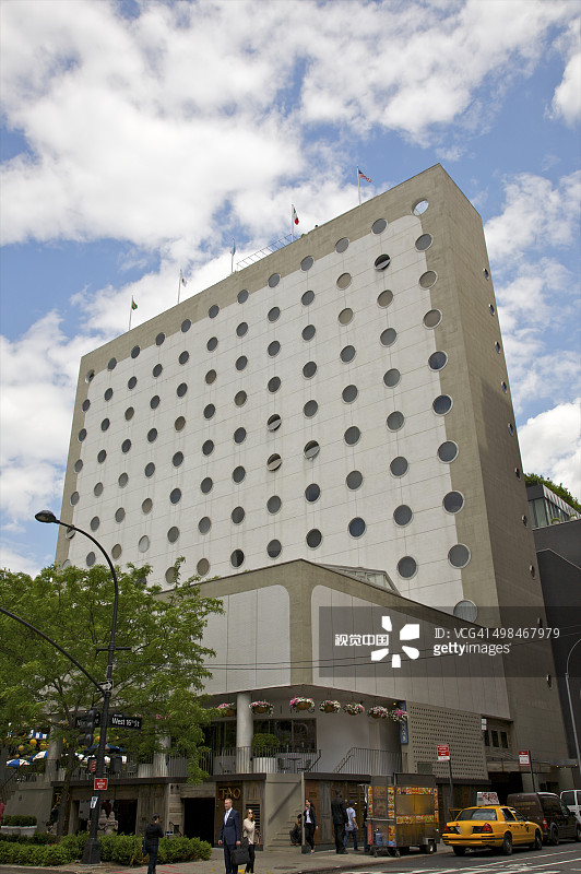 切尔西热门酒店的白色舷窗外墙图片素材