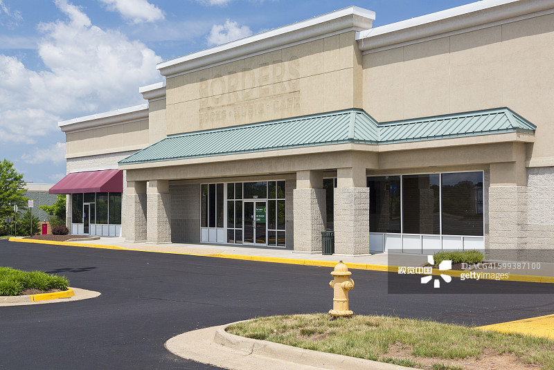 美国弗吉尼亚州马纳萨斯市关闭的Border Books书店入口图片素材