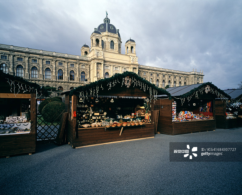玛丽亚·特蕾西亚广场圣诞市场图片素材